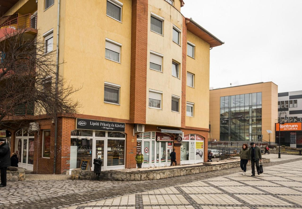 Central Home- Pesterzsebet Budapesta Exterior foto